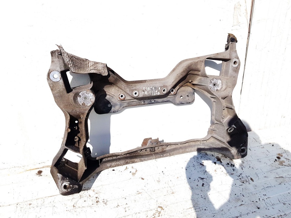 Mercedes-Benz C-CLASS 2007 Etuapurunko  - EDESSÄ - Thumbnail 3