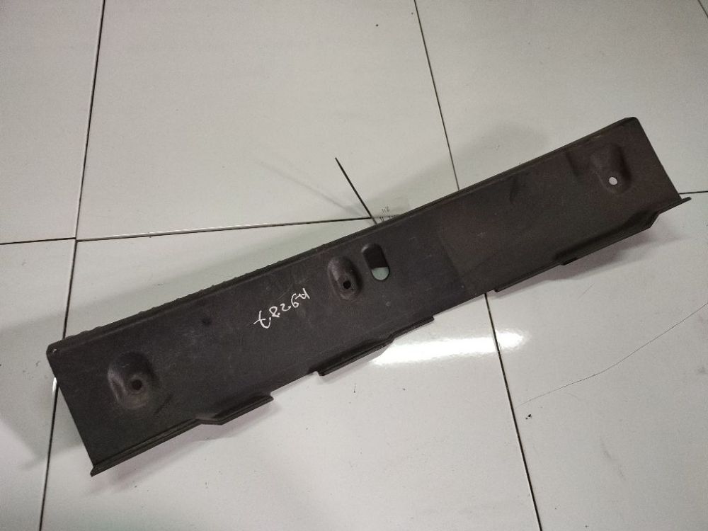 Nissan Primera 2002 garniture intérieure