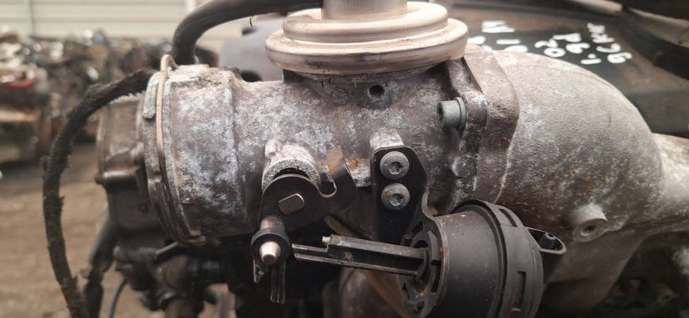 038131501J Audi A4 2002 EGR Valve Exhaust Gas