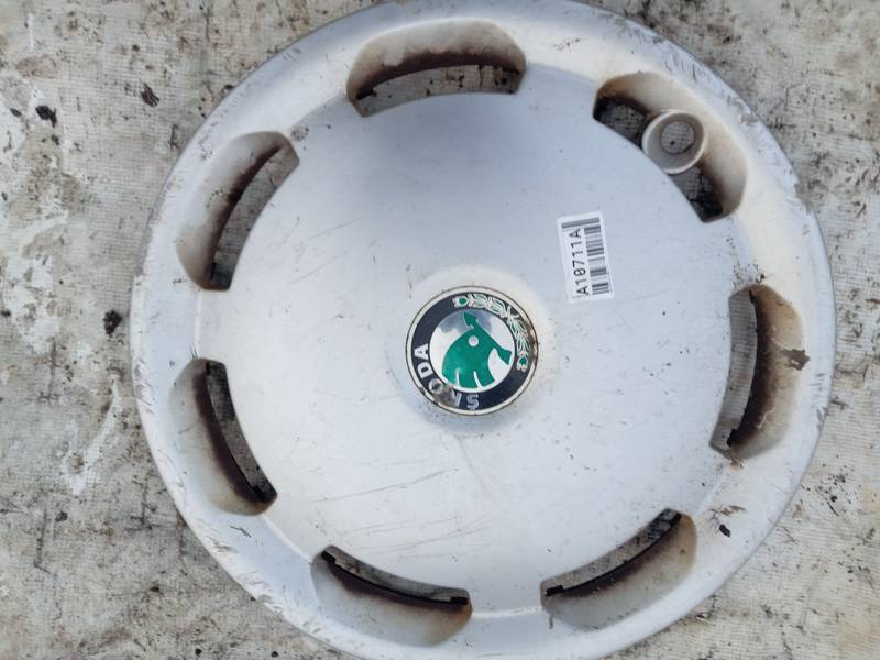 1U0601147 Skoda Octavia 1999 Hub Cap (Cover) 15