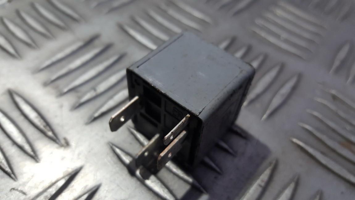 Genuine VW Audi Seat Skoda 1K0906381 Relay – 5-Pin 12V (V23134-B52-X426 / No.458)
