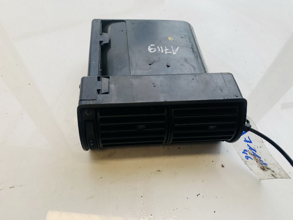 4A1820902 Audi A6 1996 Dash Vent (Air Vent Grille)