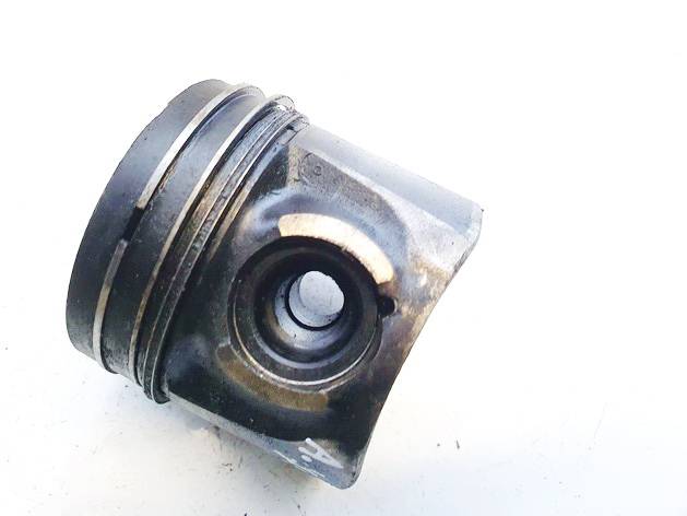 82173 Toyota Avensis Verso 2002 Piston - Thumbnail 2
