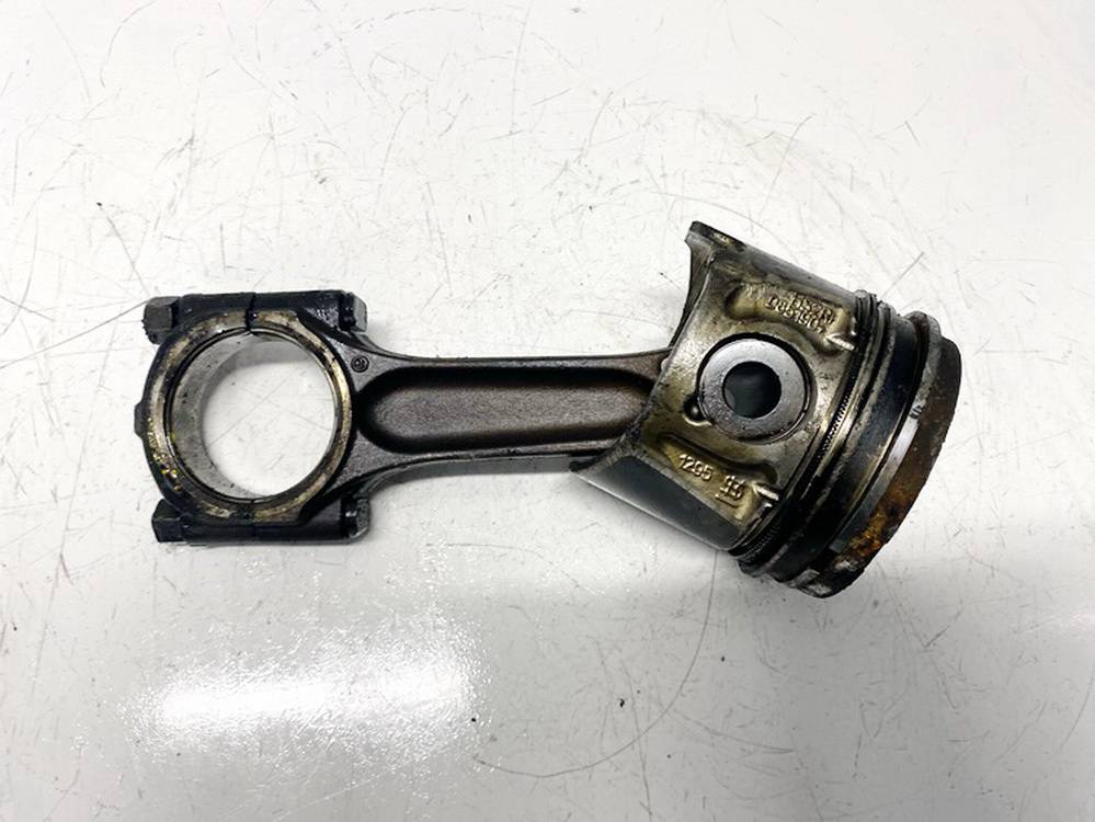 HS2RI Peugeot 407 2006 PISTON and arnaque-Bielle