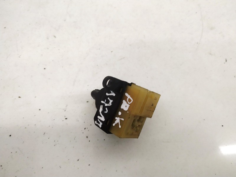 4685435 Plymouth Grand Voyager 1998 Power window control (Window Regulator-Window Switch) - Thumbnail 3