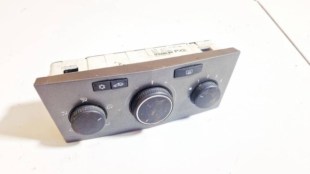 13201300 Opel Astra 2006 Panel sterowania klimatyzacją (przełączniki ogrzewania)