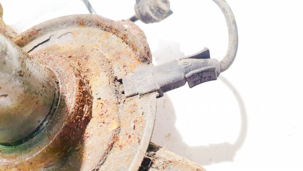 479500005R Renault Laguna 2009 ABS devējs - AIZMUGURE PA LABI