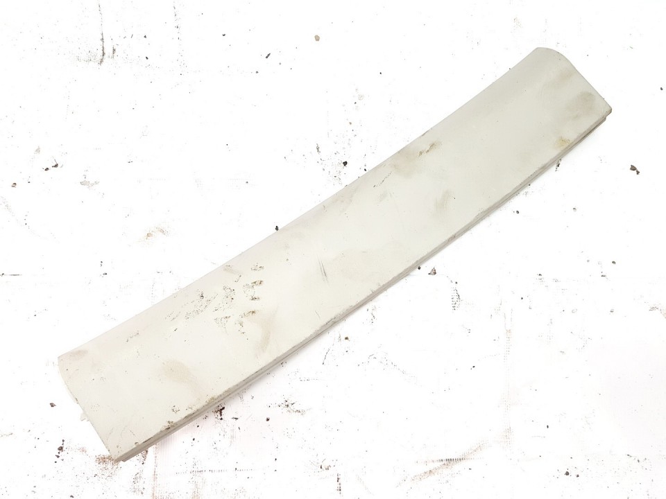 8D9867839 Audi A4 1997 Salono apdaila (plastmases)