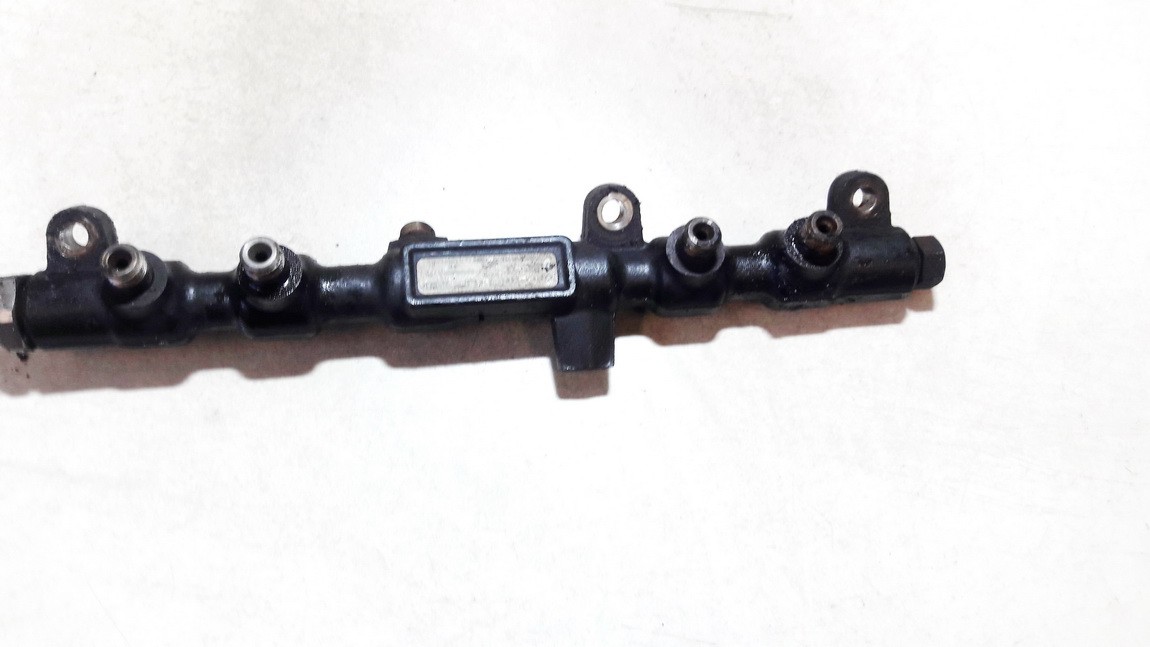 2S7Q9D280AC Ford Mondeo 2002 Fuel injector rail (injectors)(Fuel distributor) - Thumbnail 3