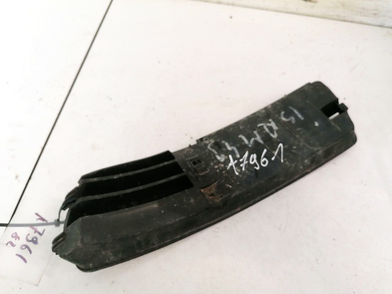 8D0807346 Audi A4 1997 Bumper Grille - FRONT RIGHT - Thumbnail 2