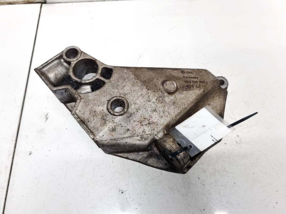 038199207J Volkswagen Golf 1999 Engine Mount Bracket and Gearbox Mount Bracket