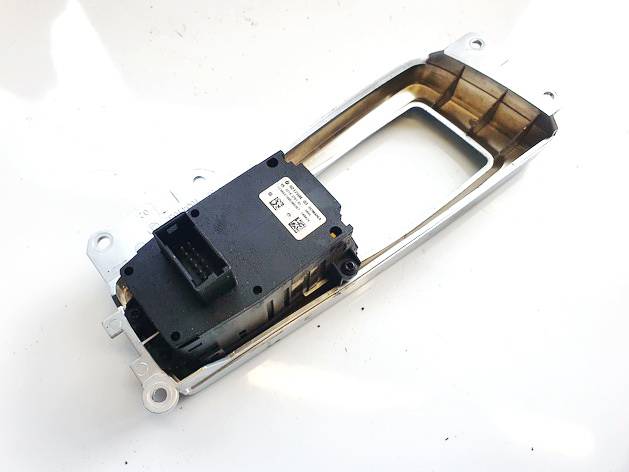 921759403 BMW 5-Series 2013 Electric hand brake switch - Thumbnail 3