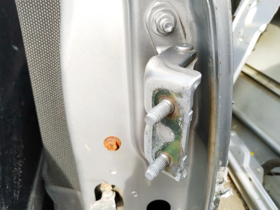 Nissan Primera 2003 Galiniu duru vyris G. - Thumbnail 2