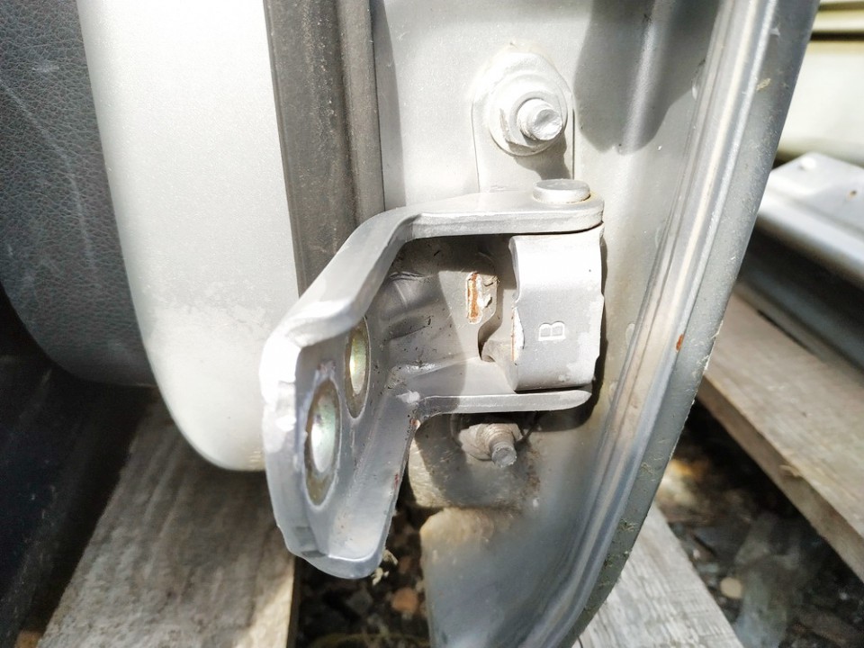 Nissan Primera 2003 Door Hinge - REAR - Thumbnail 2