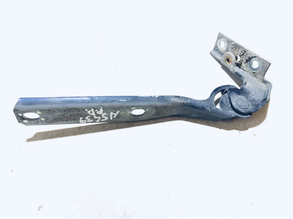 8D0823302B Audi A4 1997 Hood bonnet Hinge - FRONT RIGHT