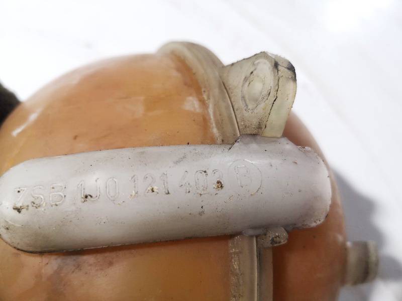 1J0121403B Volkswagen Golf 2000 Expansion Tank coolant (RADIATOR EXPANSION TANK BOTTLE ) - Thumbnail 3