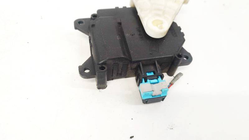 MF1138002810PLS Toyota Avensis 2012 Lämmittimen läppämotor - Thumbnail 3