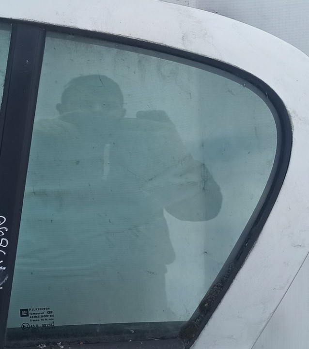 PILKA Opel Astra 2007 Quarter glass - REAR LEFT