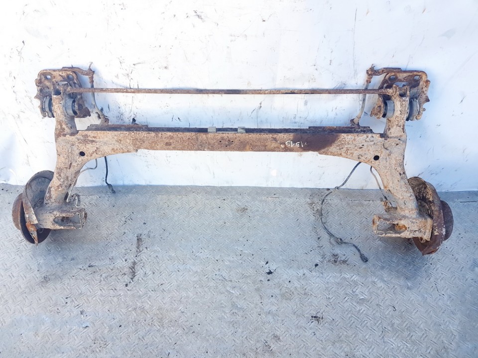 Audi A4 1995 Traversas-Tiltas G.