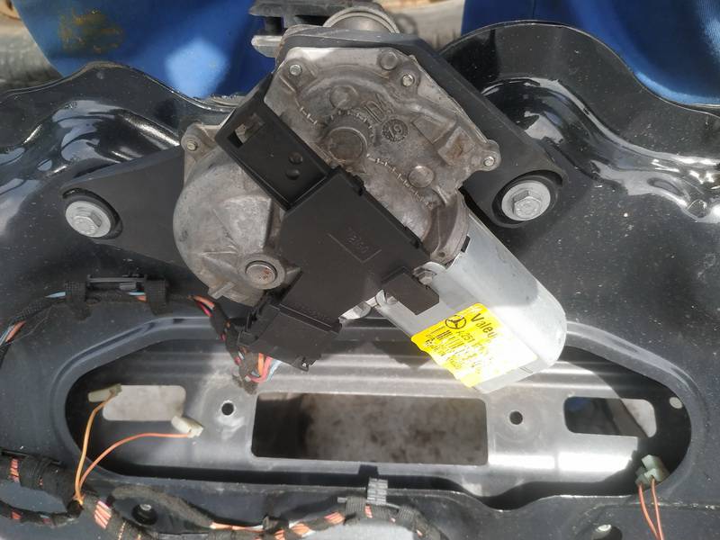 A2518200042 Mercedes-Benz GL-CLASS 2008 Silnik wycieraczki tylnej szyby - TYLNE