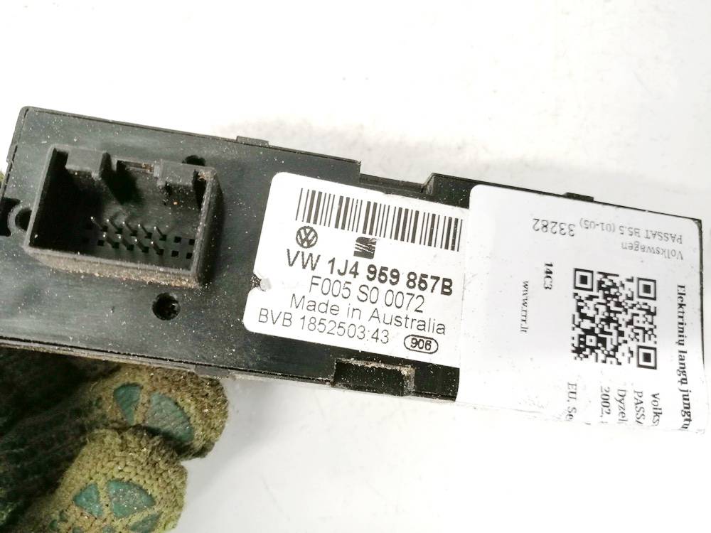 1J4959857B Volkswagen Golf 2001 Power window control (Window Regulator-Window Switch) - Thumbnail 3