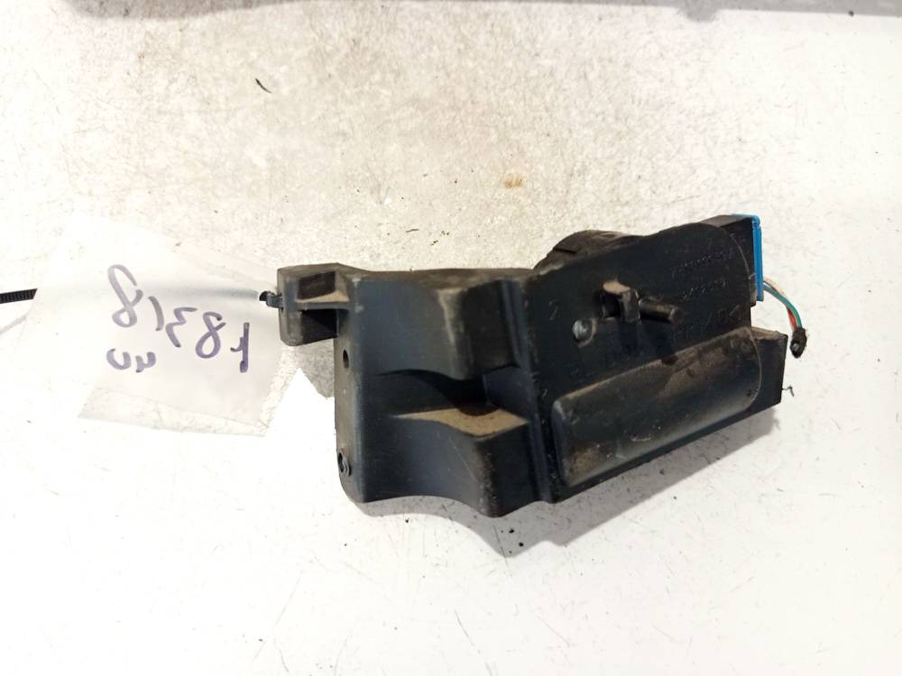 7H1819939A Volkswagen Transporter 2008 Silnik klapki nagrzewnicy