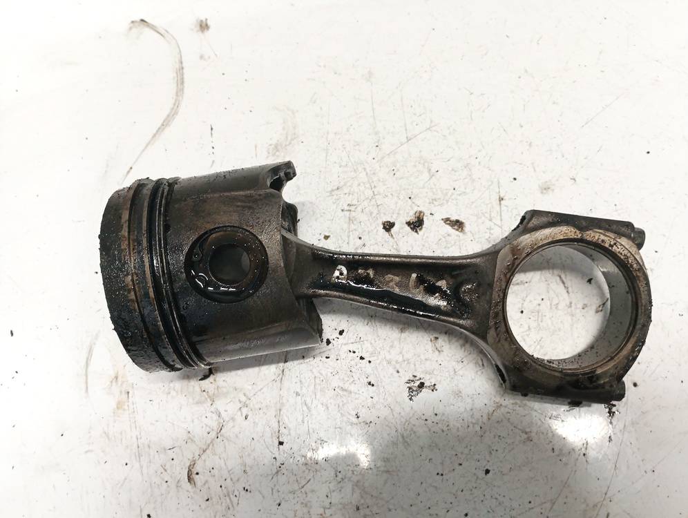 Rover 400-Series 1999 Tłok z korbowodem