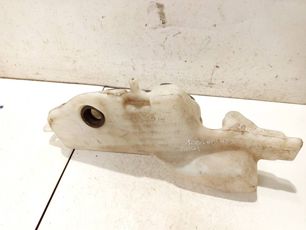 7700843902C Renault Scenic 1997 Windshield Washer Reservoir tank (WASHER BOTTLE)