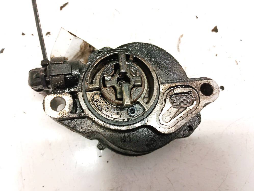 D1562B Citroen Xsara Picasso 2010 Brake Vacuum Pump