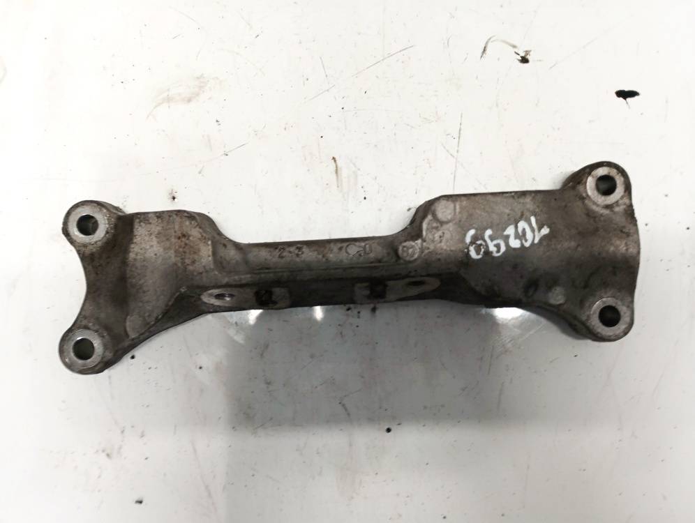 9654165780 Peugeot 207 2007 Engine Mount Bracket and Gearbox Mount Bracket