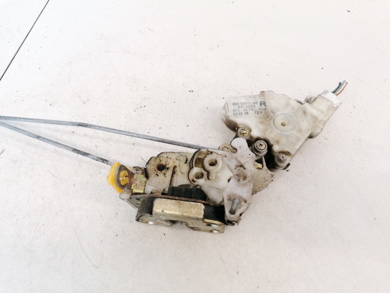 8055291L66 Nissan Terrano 2001 Door Lock Mechanism - FRONT RIGHT