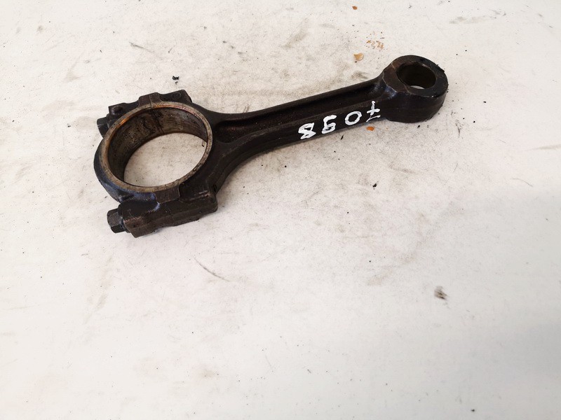 GM282 Opel Signum 2005 Korbowód