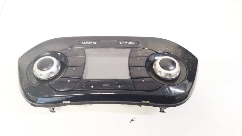 24845BX83A Nissan Juke 2013 Climate Control Panel (heater control switches)