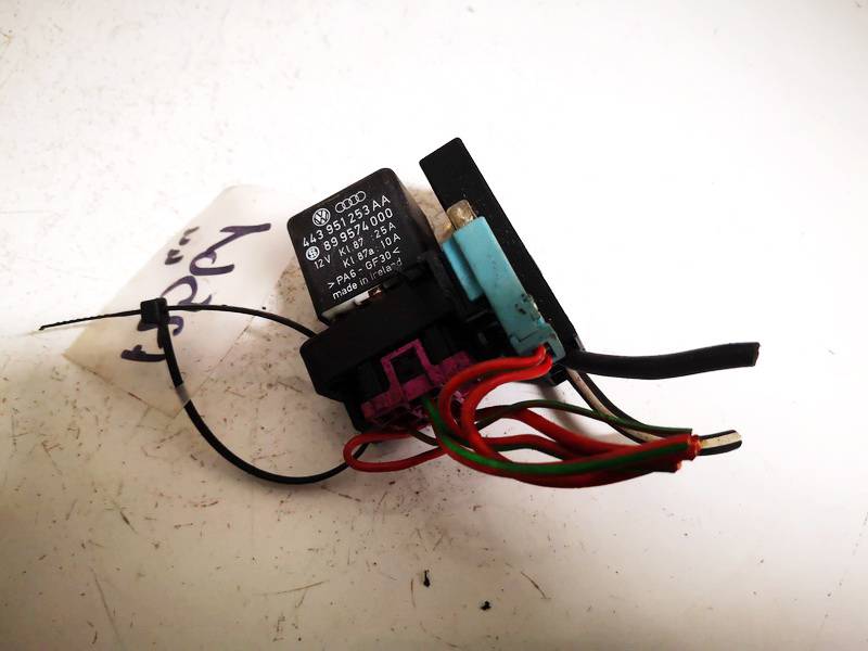 443951253AA Audi A4 1996 Rele