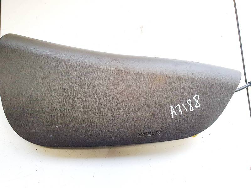 8E0880242C Audi A4 2002 Istuimen turvatyyny SRS