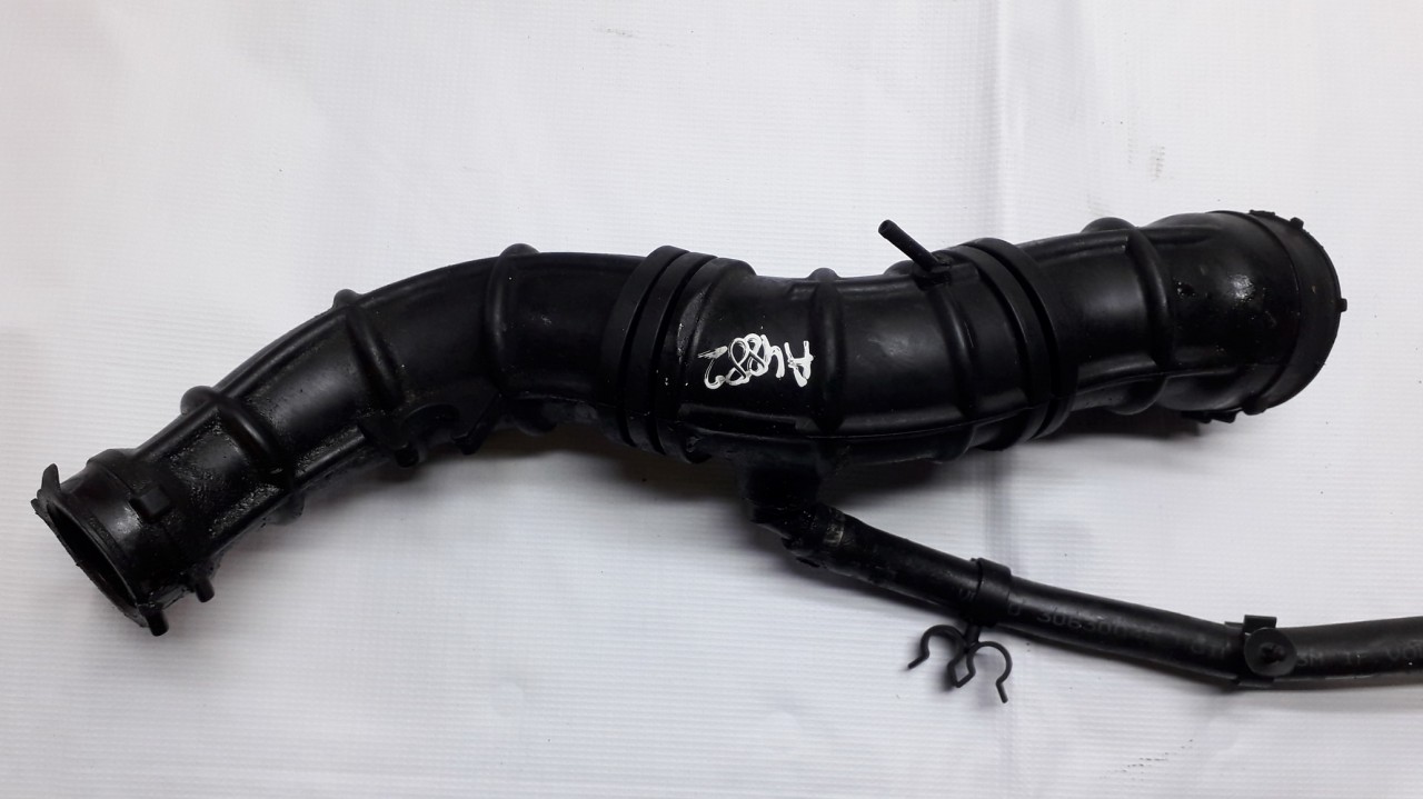 30899803 5V061 TURBO INTERCOOLER PIPE HOSE Volvo V40 2003 1.9L 15EUR EIS00706154 Used Auto