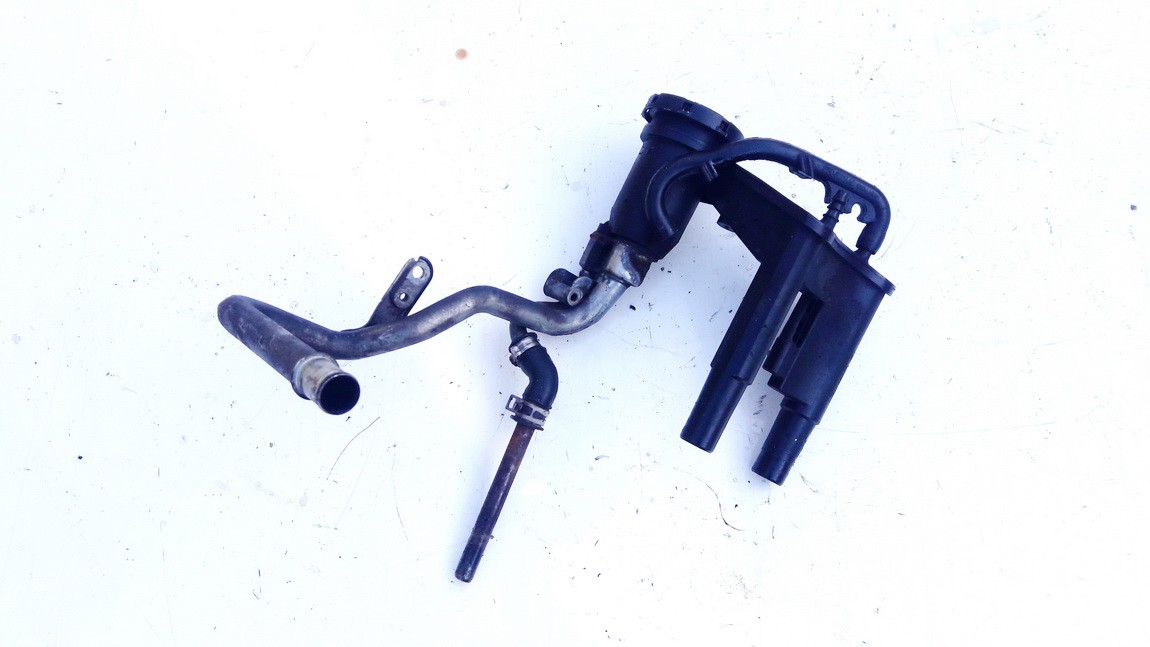 4r8q6a785ae used Vacuum pump Breather (PCV Engine Breather Valve) Jaguar XF 2008 2.7L