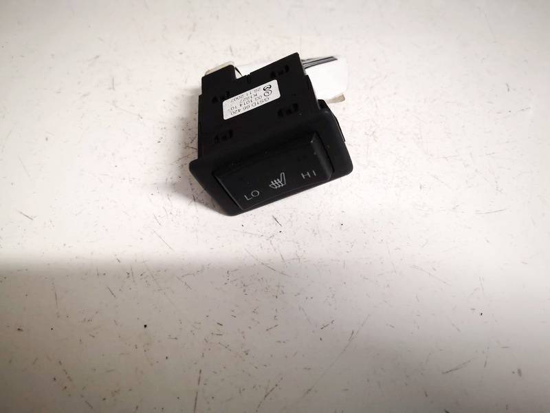 GS1D66420 Mazda 6 2008 Istuimen lämmityspainike