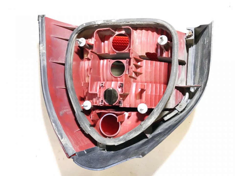 Audi A3 1997 Aizmugurējais lukturis - AIZMUGURE PA KREISI - Thumbnail 2