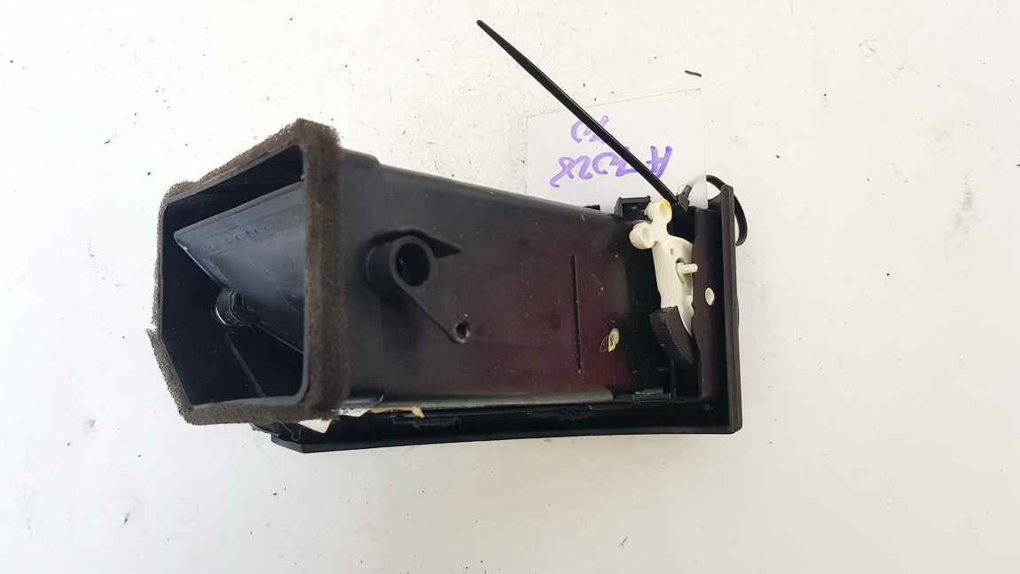 6H5201816AC Land-Rover Freelander 2007 Dash Vent (Air Vent Grille) - Thumbnail 3