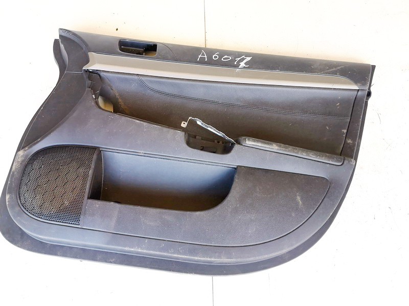 Mitsubishi Lancer 2011 Wykończenie drzwi - TYLNE PRAWE