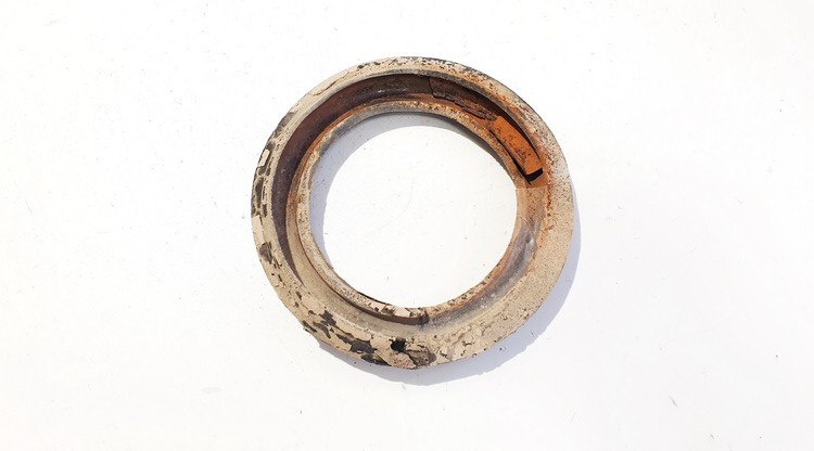 1387907 Volvo C70 2001 Coil Spring, Cap Plate Upper