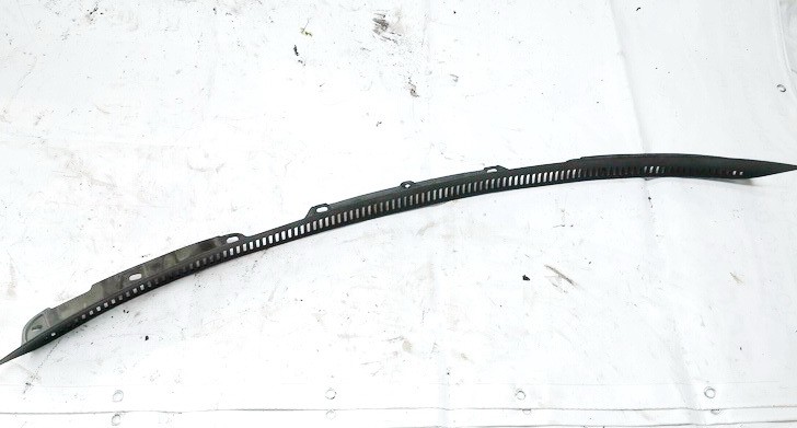 30799651 Volvo XC 60 2009 Listwa osłonowa wycieraczki - PRZEDNIE