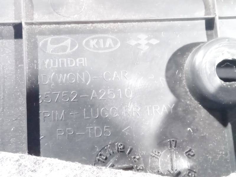 Kia Ceed 2014 Interior trim - Thumbnail 3