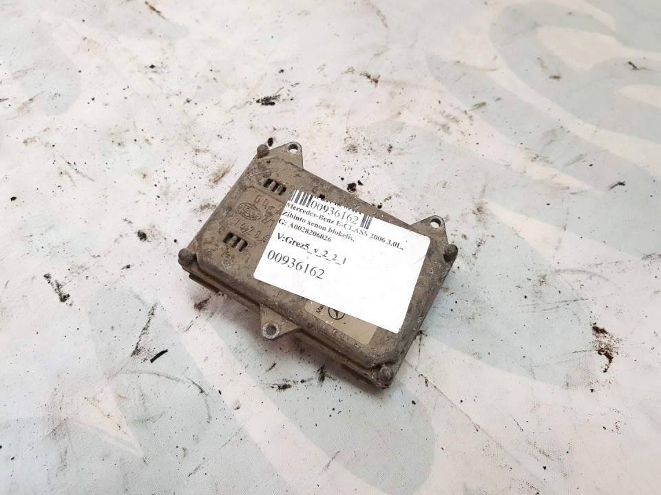 A0028206026 Mercedes-Benz E-CLASS 2006 Headlight Ballast Control Module (Xenon Headlight) - Thumbnail 3