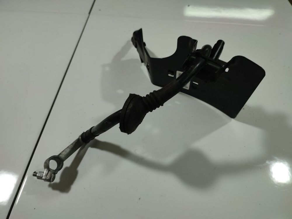 7L0971341N Porsche Cayenne 2003 Zaciski akumulatora (styki)