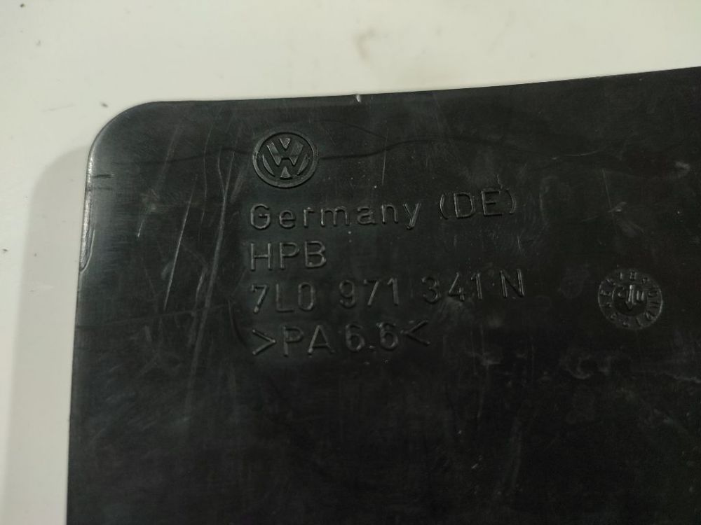 7L0971341N Porsche Cayenne 2003 battery terminal - Thumbnail 4