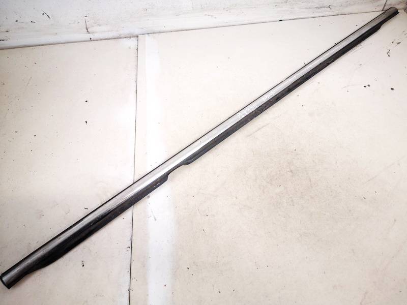 Rover 75 2002 Listón embellecedor de la ventana de la puerta trasera - TRASERO IZQUIERDO