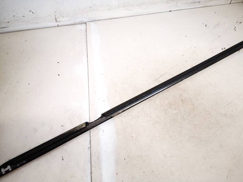 Rover 75 2002 Listwa szyby drzwi - TYLNE LEWE - Thumbnail 3