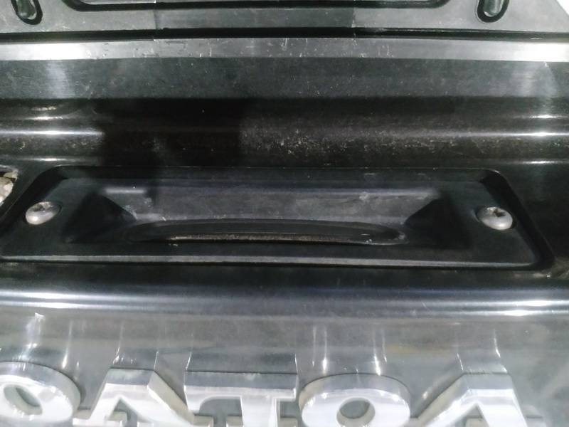 Volvo S60 2002 Galinio dangcio atidarymo rankenele isorine (mikrikas) G.